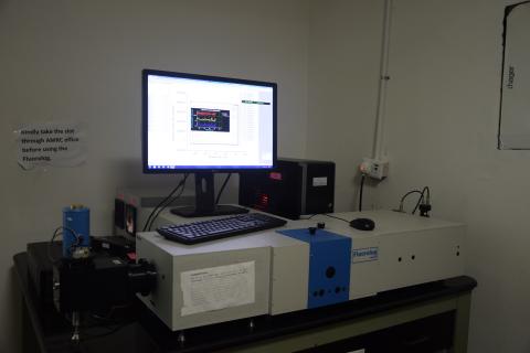 Fluorescence Spectrophotometer